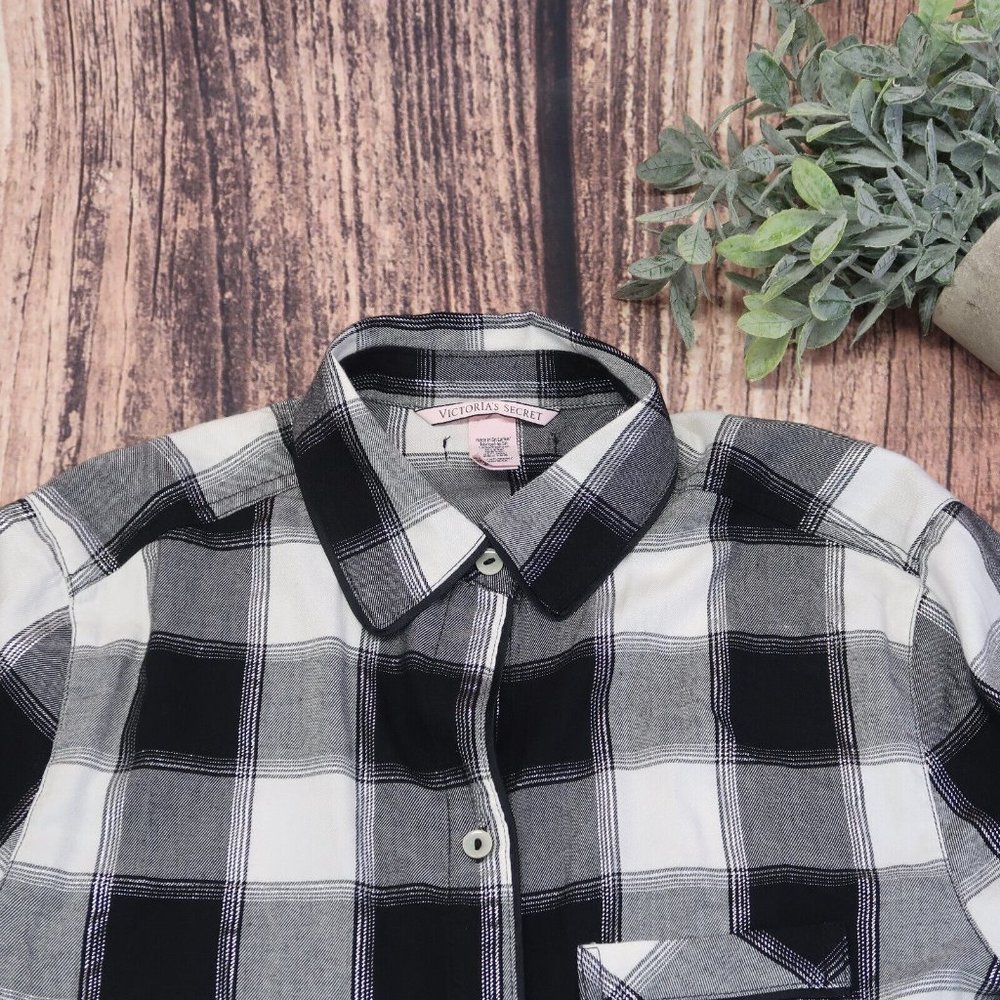 Victoria's Secret Black White Silver Long Sleeve Plaid Flannel Shirt Size XS - Picture 2 of 10